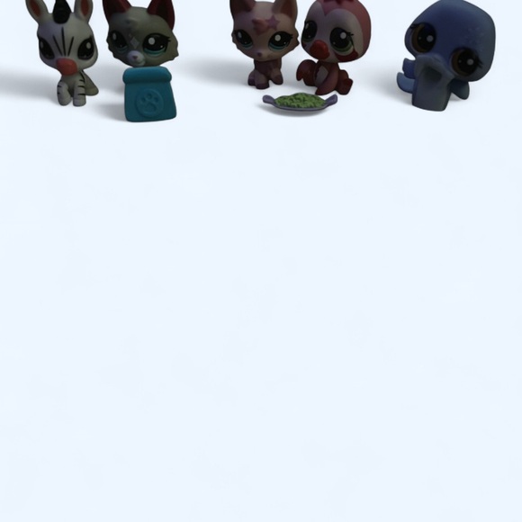 Littlest Pet Shop Bundle - Picture 1 of 3